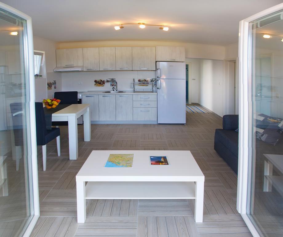 Apartmani Tivat Kaludjerovic Zimmer foto